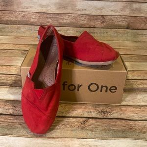 Toms Red